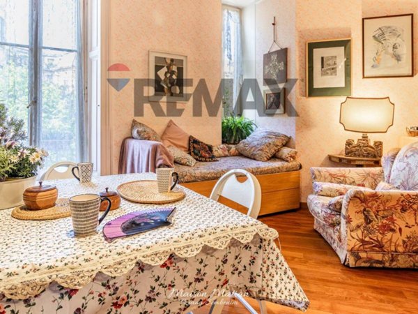 appartamento in vendita a Milano in zona Sempione