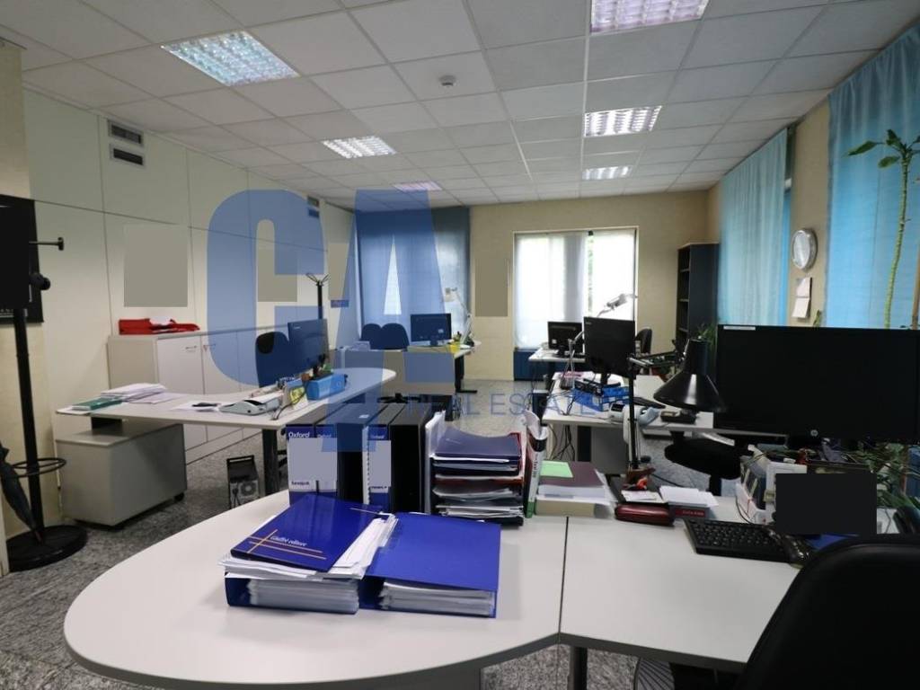 ufficio in vendita a Milano in zona San Siro