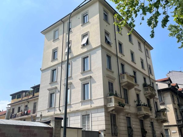 appartamento in vendita a Milano in zona Isola