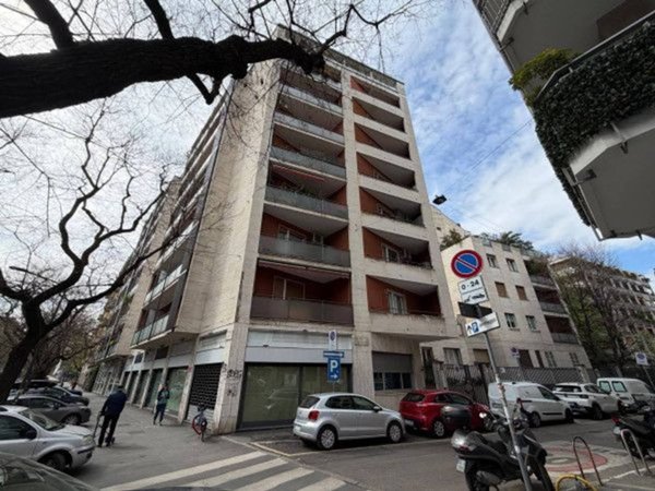 appartamento in vendita a Milano in zona Solari