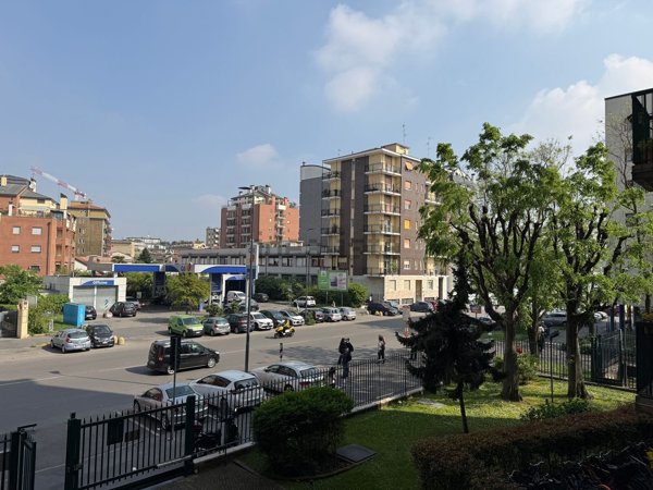 appartamento in vendita a Milano in zona San Cristoforo