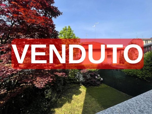 casa indipendente in vendita a Milano in zona Isola