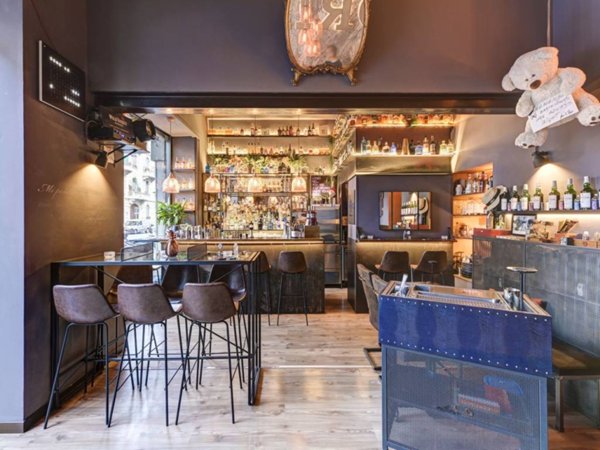 negozio in vendita a Milano in zona Centro Direzionale