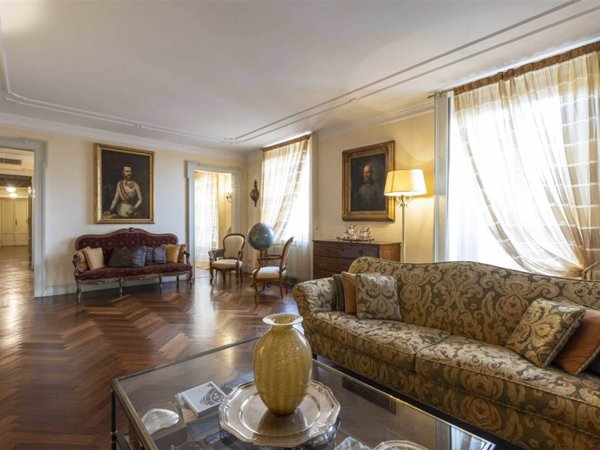 appartamento in vendita a Milano in zona Brera