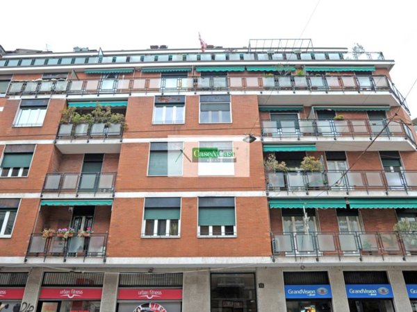 appartamento in vendita a Milano in zona Sempione