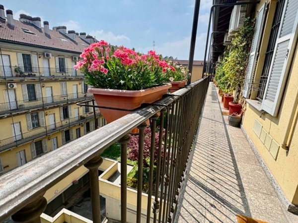 appartamento in vendita a Milano in zona Barona