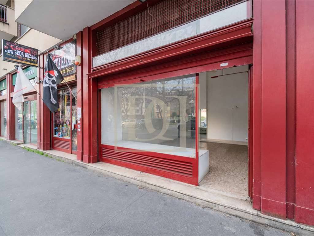 negozio in vendita a Milano in zona Bicocca