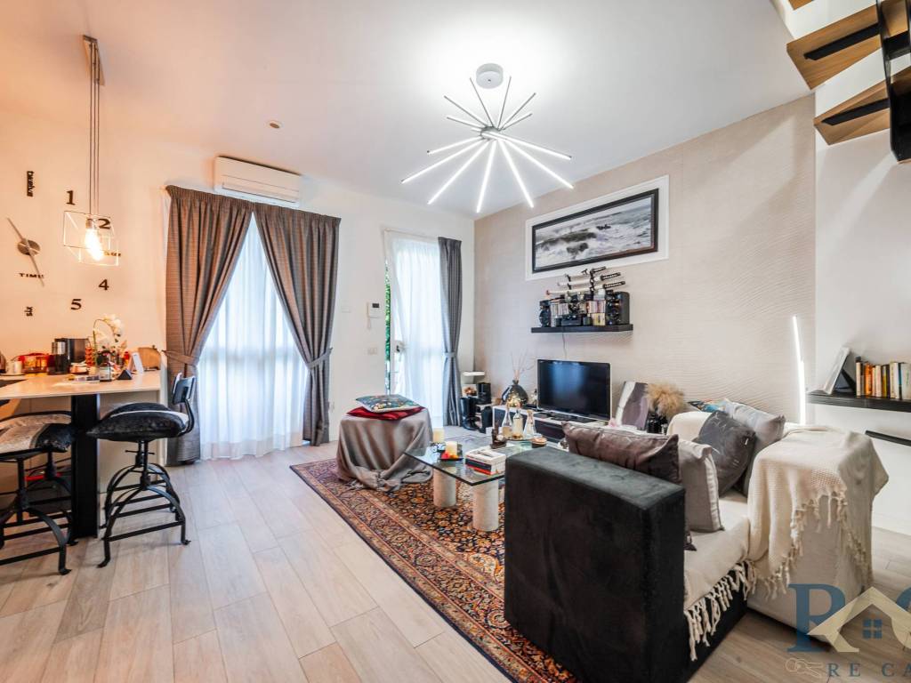 appartamento in vendita a Milano in zona Vigentino