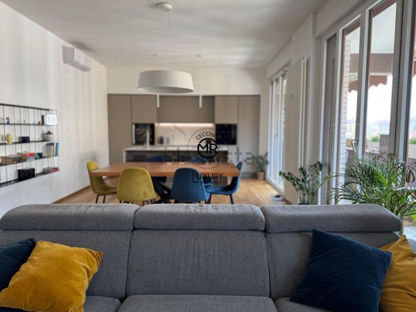 appartamento in vendita a Milano in zona Isola