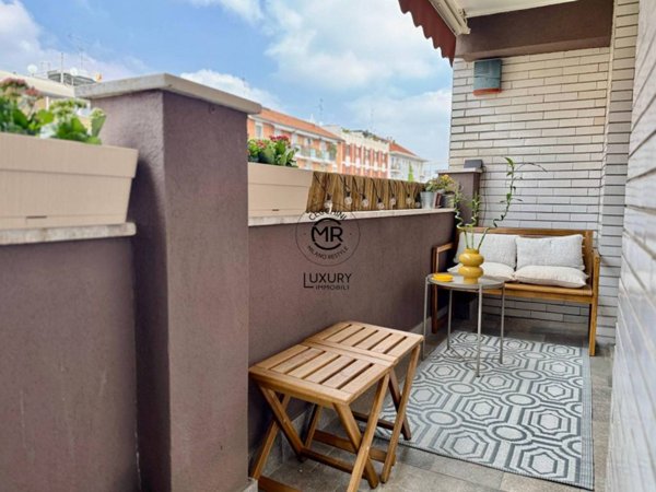 appartamento in vendita a Milano in zona Isola