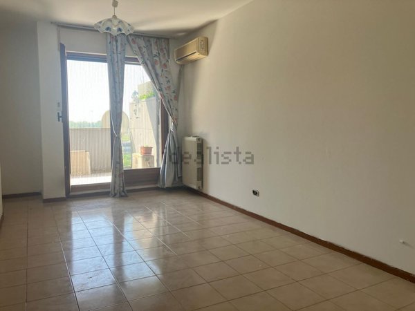 appartamento in vendita a Milano in zona Ronchetto sul Naviglio