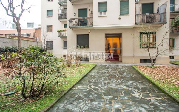 appartamento in vendita a Milano in zona San Siro