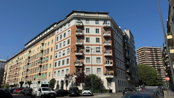 appartamento in vendita a Milano in zona Piazzale Lodi