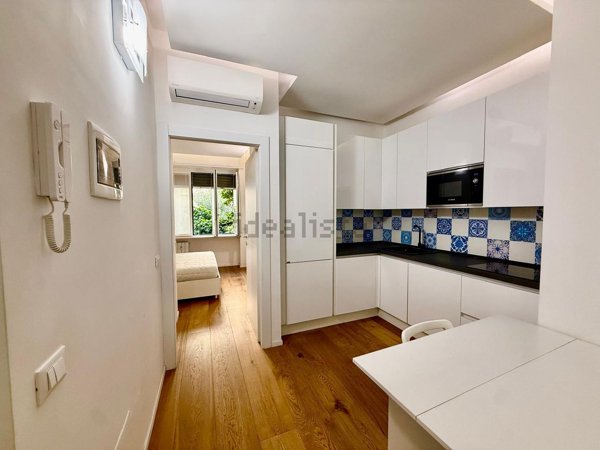 appartamento in vendita a Milano in zona Cadorna