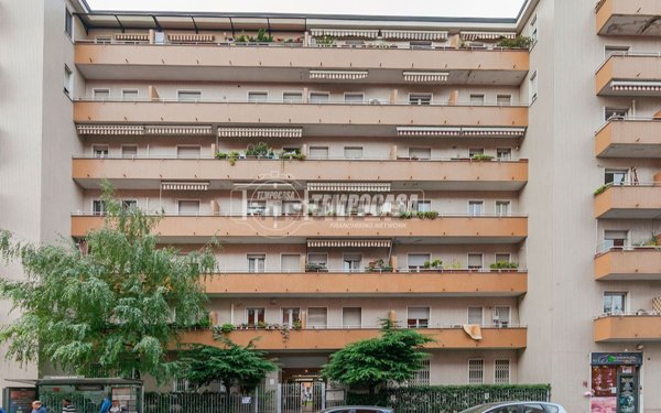 appartamento in vendita a Milano in zona Maggiolina