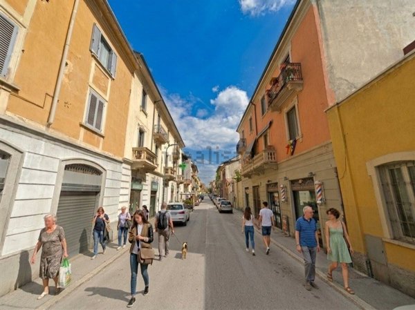 locale commerciale in vendita a Milano in zona Bovisa