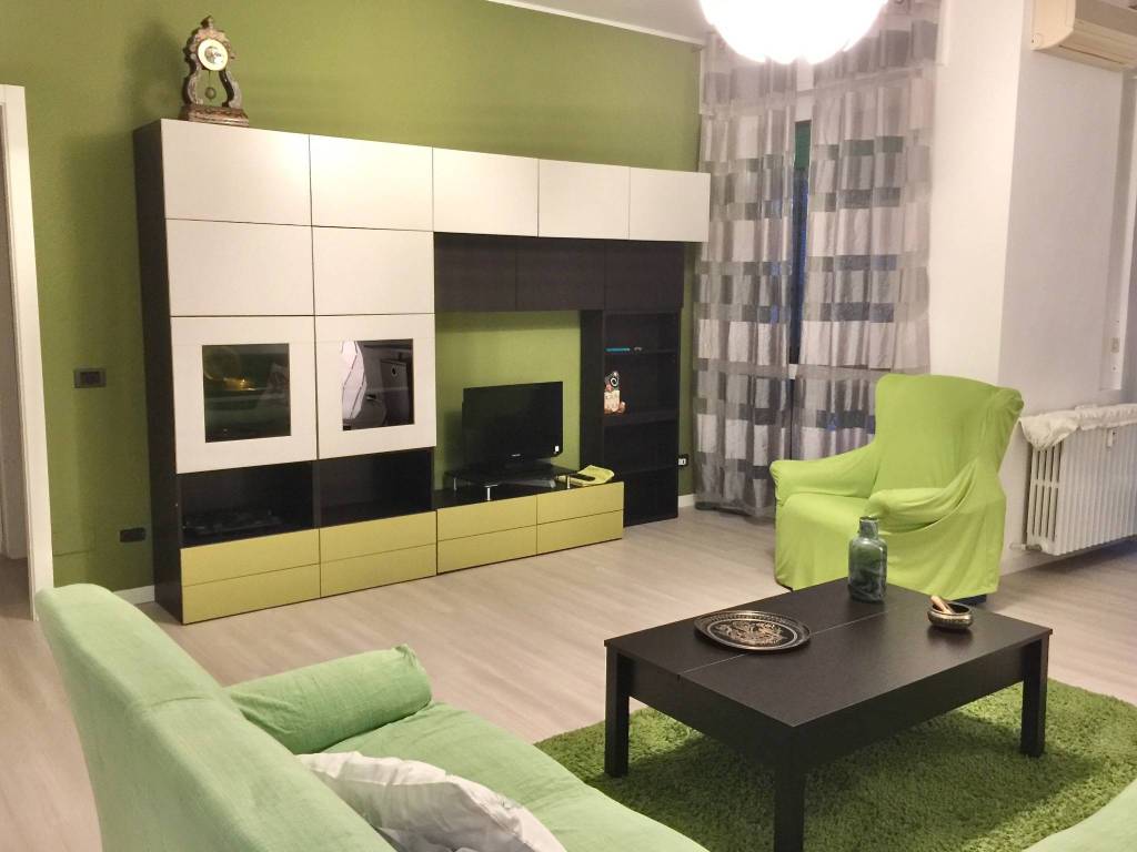 appartamento in vendita a Milano in zona Gallaratese