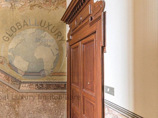 appartamento in vendita a Milano in zona Città Studi