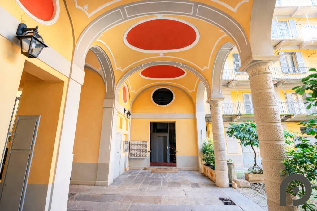 appartamento in vendita a Milano in zona Isola