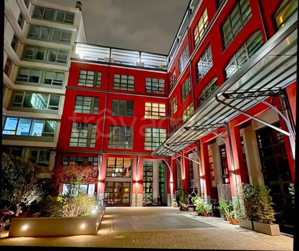 appartamento in vendita a Milano in zona Loreto