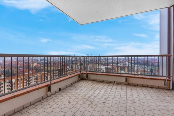 appartamento in vendita a Milano in zona Bicocca