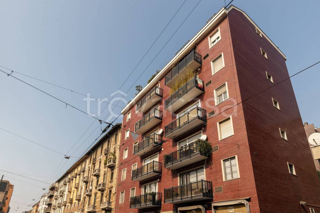 appartamento in vendita a Milano in zona Porta Romana
