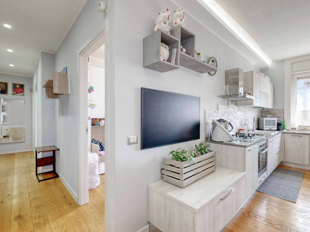 appartamento in vendita a Milano in zona Maggiolina