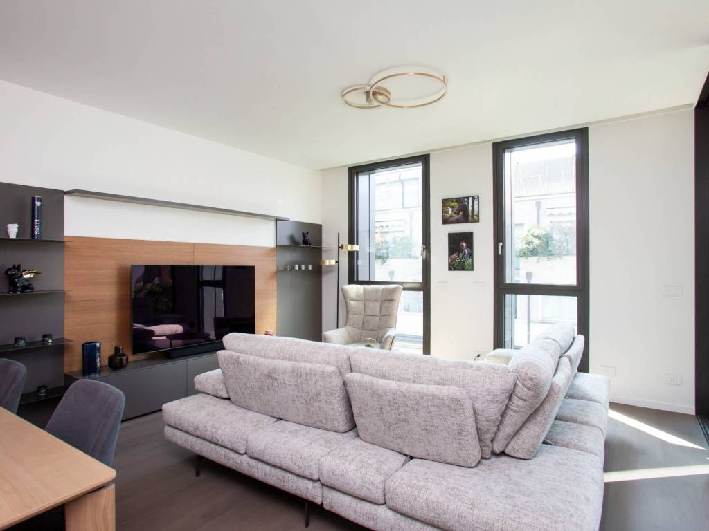 appartamento in vendita a Milano in zona Città Studi