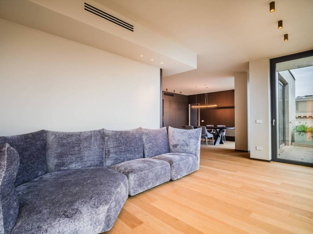 appartamento in vendita a Milano in zona Centro Direzionale