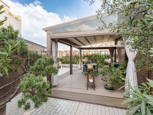 appartamento in vendita a Milano in zona Solari