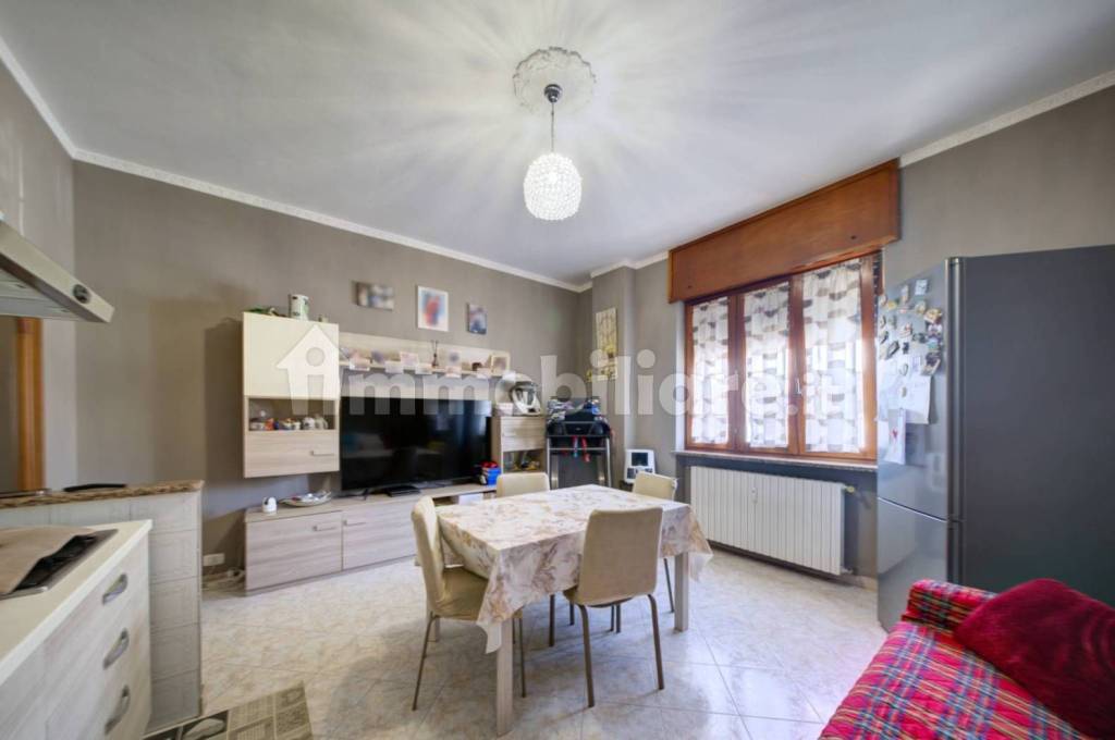 appartamento in vendita a Milano in zona Piazzale Lodi