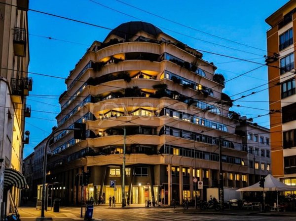 appartamento in vendita a Milano in zona Bocconi