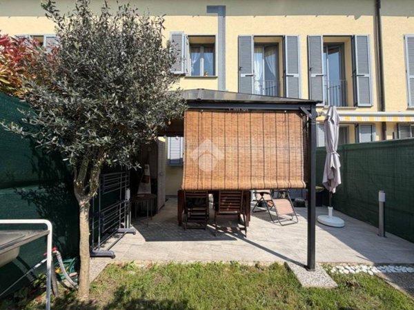 appartamento in vendita a Milano in zona Barona