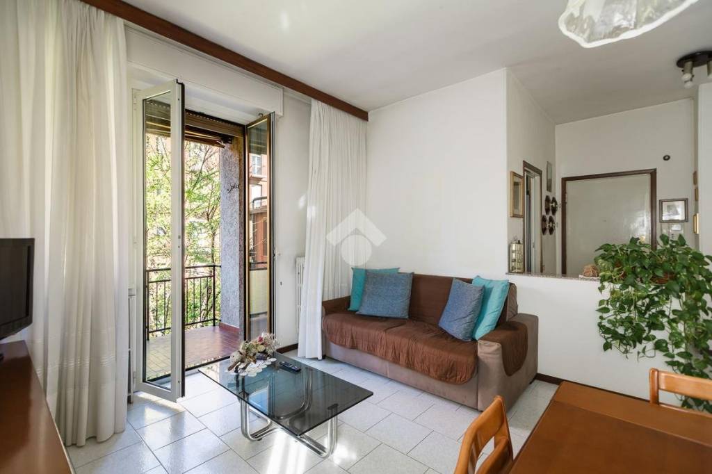 appartamento in vendita a Milano in zona Niguarda