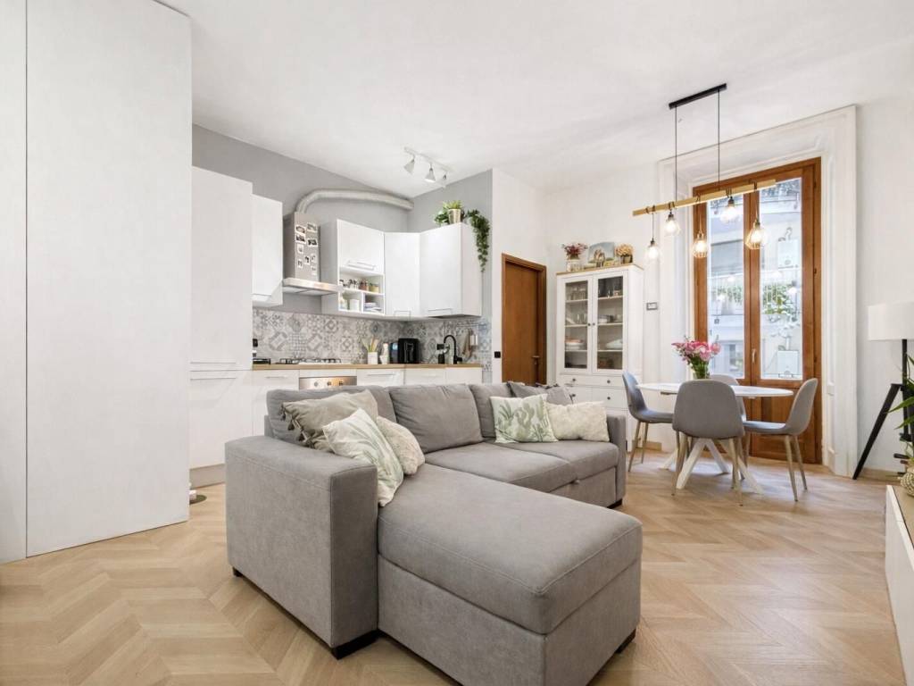 appartamento in vendita a Milano in zona Isola