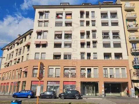 appartamento in vendita a Milano in zona Bovisa