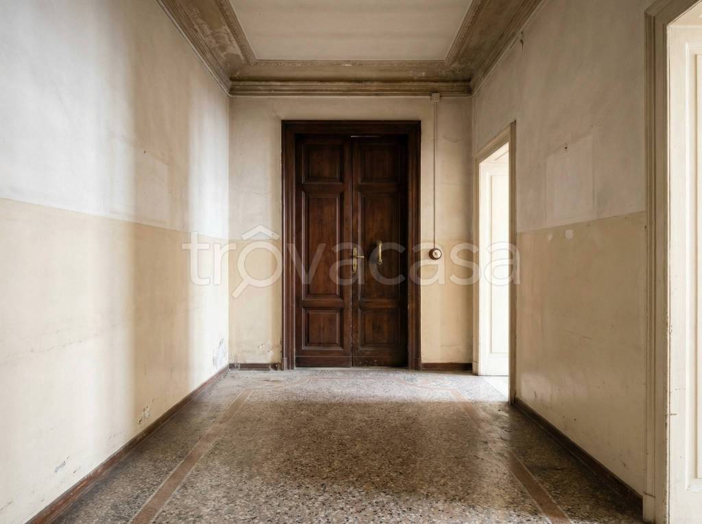 appartamento in vendita a Milano in zona Brera