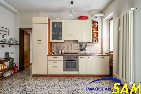 appartamento in vendita a Milano in zona Corvetto