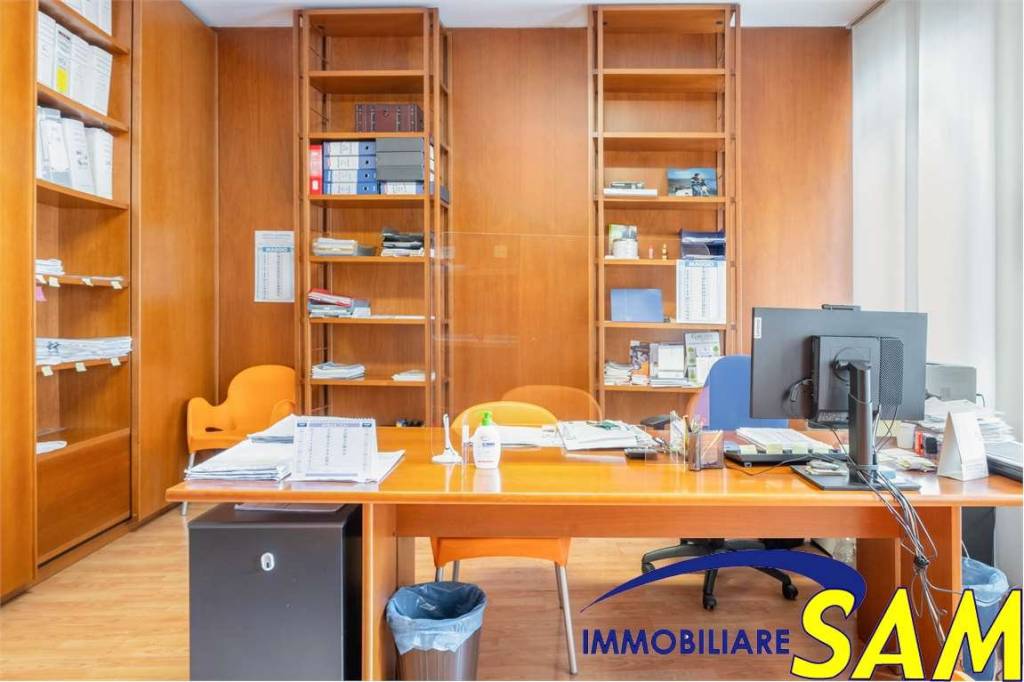 ufficio in vendita a Milano