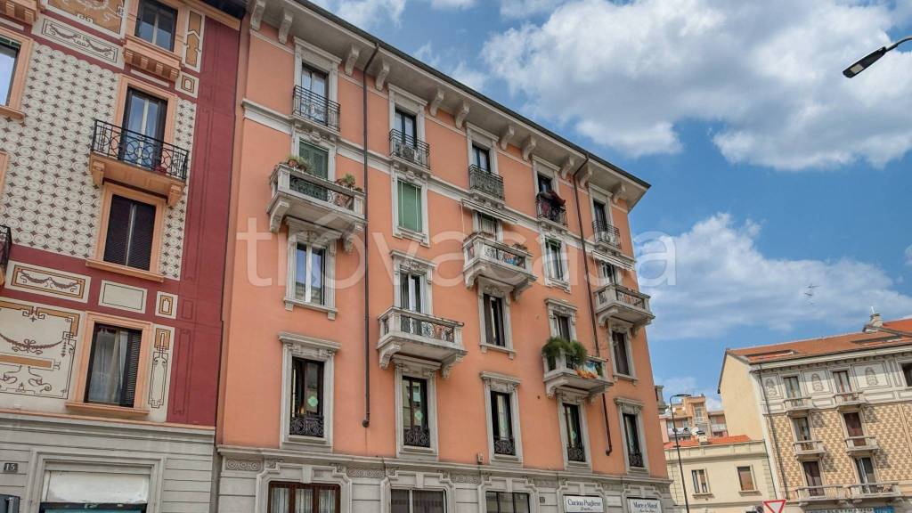appartamento in vendita a Milano in zona Loreto