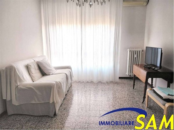 appartamento in vendita a Milano in zona Corvetto