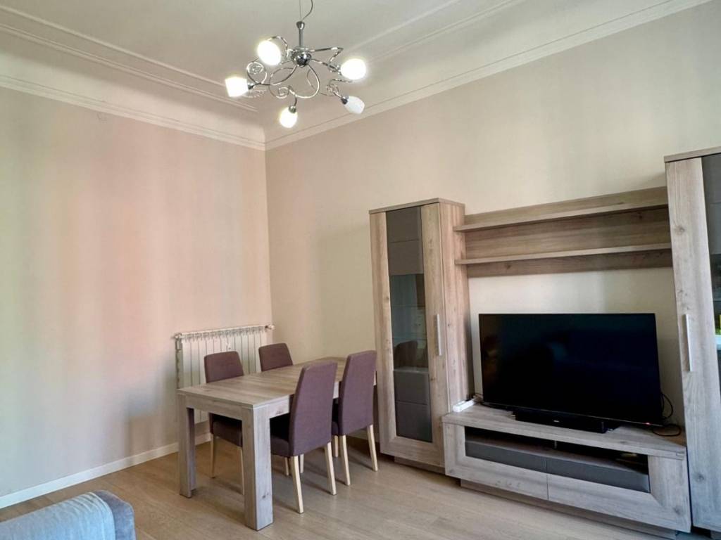 appartamento in vendita a Milano in zona Piazzale Lodi