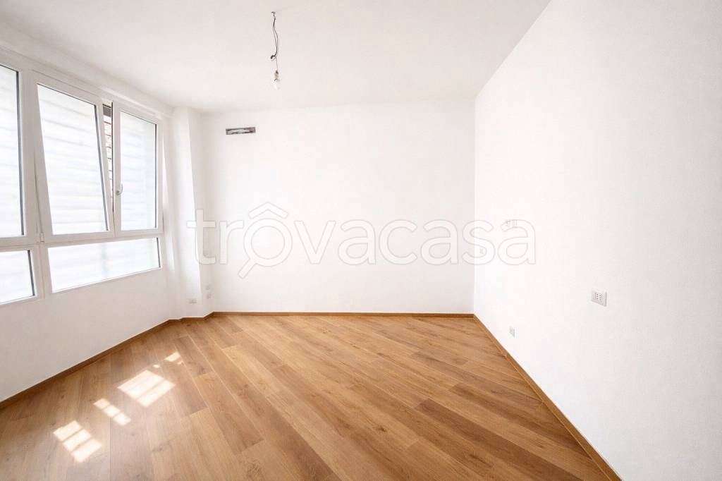 appartamento in vendita a Milano in zona Quarto Oggiaro