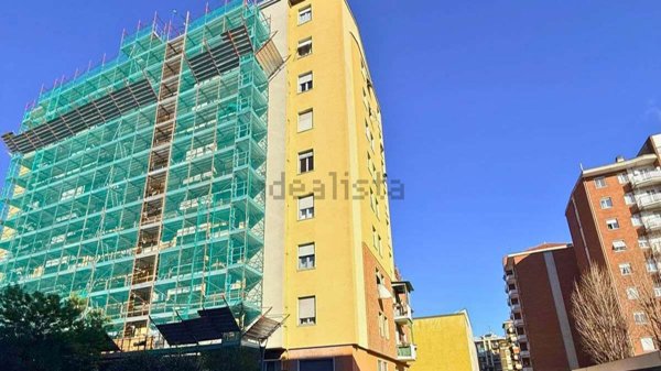 appartamento in vendita a Milano in zona Dergano