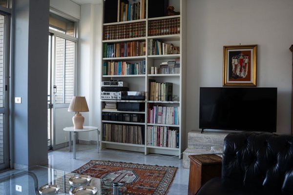 appartamento in vendita a Milano in zona Sempione