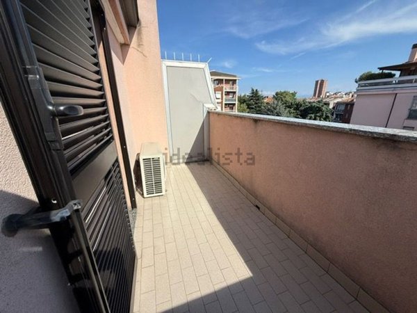 appartamento in vendita a Milano in zona Crescenzago