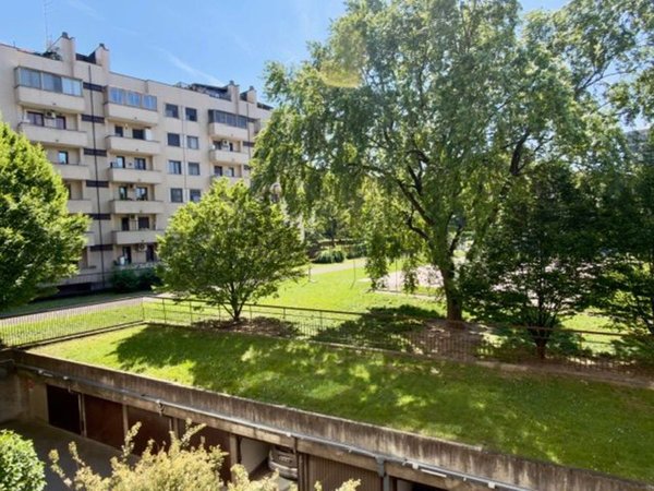 appartamento in vendita a Milano in zona Vigentino