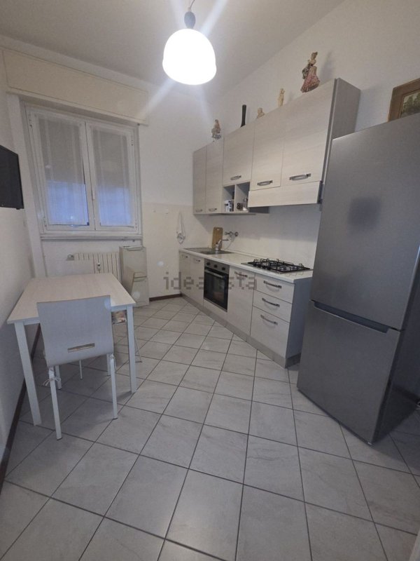 appartamento in vendita a Milano in zona Lorenteggio