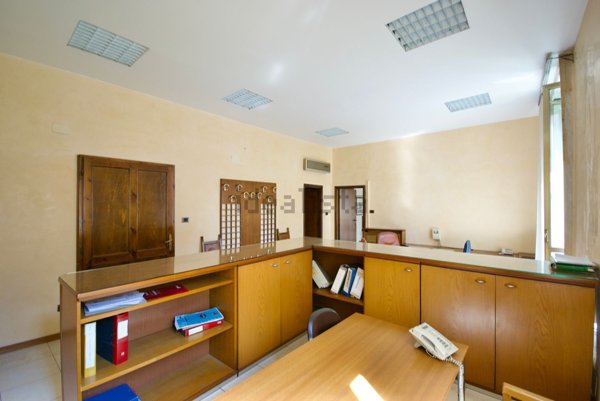 appartamento in vendita a Milano in zona Guastalla