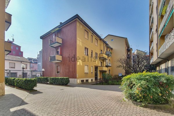 appartamento in vendita a Milano in zona Villapizzone